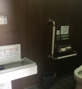 二条公園公衆トイレのオムツ替え台情報