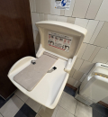 マックスバリュ 西明石南店　各トイレのオムツ替え台情報
