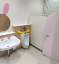 女性トイレ(4F)のオムツ替え台情報