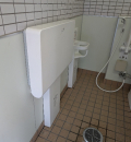 深北公園(バスケット広場近くトイレ)(1F)のオムツ替え台情報