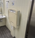 針中野駅（改札内）のオムツ替え台情報