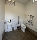 あしかかフラワーパーク駅前公衆トイレのオムツ替え台情報