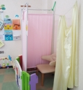 東日暮里ふれあい館　プレイルーム内(2F)の授乳室・オムツ替え台情報