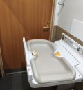 くら寿司 甲府昭和インター店のオムツ替え台情報