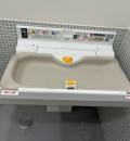 ENEOS EneJet セルフ明石大久保SS／山文商事（株）のオムツ替え台情報