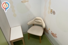 イオンモール津南(1ᖴ ヤングドライ（衣類クリーニング店）の奥、赤ちゃんルーム)の授乳室・オムツ替え台情報