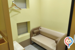 国立新美術館(B1階)の授乳室・オムツ替え台情報