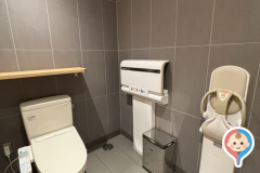 マクドナルド 船橋市場通り店のオムツ替え台情報