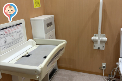 エディオン 萩店のオムツ替え台情報