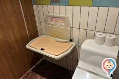 とんかつむら八上田店のオムツ替え台情報