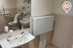 キリン堂 八尾東本町店(1F)のオムツ替え台情報