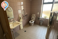 松永ベイボウルのオムツ替え台情報