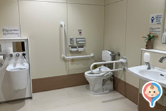 群馬県立敷島公園管理事務所(1F)のオムツ替え台情報