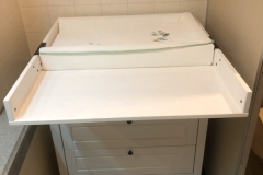 日産大阪販売㍿都島本通店(2F)のオムツ替え台情報