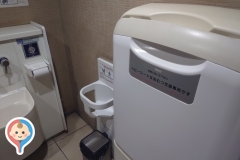岩本町駅(B1)のオムツ替え台情報