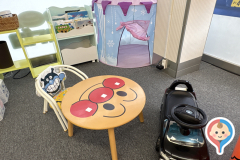 カーサービス山形 NCF板金塗装工場のオムツ替え台情報