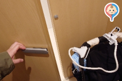 神戸須磨シーワールド　ドルフィンスタジアム(1F)の授乳室・オムツ替え台情報