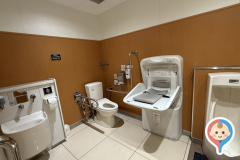 ヤオコー北本店のオムツ替え台情報