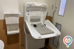 ケーズデンキ豊川店(1F)のオムツ替え台情報