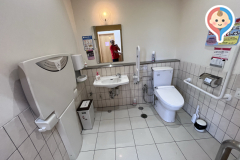 クスリのアオキ大聖寺店(1F)のオムツ替え台情報