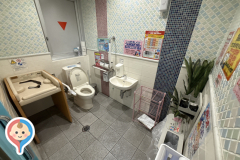 MEGAドン・キホーテ 茨木店(3F)のオムツ替え台情報
