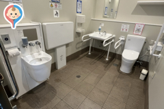 ダイレックス福知山店のオムツ替え台情報