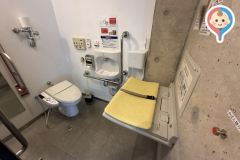 ほたるいかミュージアム(1F2Fトイレ)のオムツ替え台情報