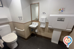 くら寿司(4F)のオムツ替え台情報