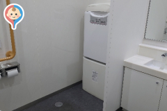 三菱UFJ銀行鳴海支店(1F)のオムツ替え台情報