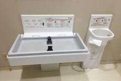 ヨークマート ハレノテラス東大宮店(1F)のオムツ替え台情報
