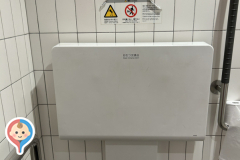 みなとみらい東急スクエア③ 一階(1F)のオムツ替え台情報