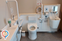 Cafe Halogen(3F)のオムツ替え台情報