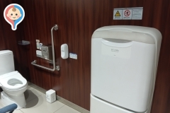 ヤオコー 三浦初声店(1F)のオムツ替え台情報