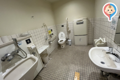 ニトリ福知山店(1F)のオムツ替え台情報