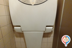 山田うどん食堂　大門店(1F)のオムツ替え台情報