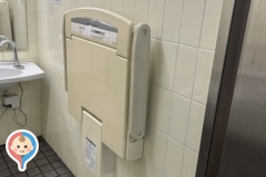 針中野駅（改札内）のオムツ替え台情報