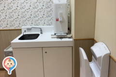 ホームズ草加舎人店(1F)の授乳室・オムツ替え台情報