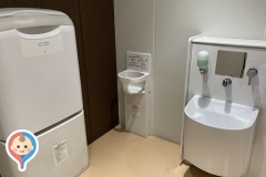 サミット王子桜田通り店(2F)のオムツ替え台情報