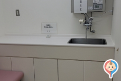 名古屋第一赤十字病院(3Fの小児科前 ・  ﾊﾞｰｽｾﾝﾀｰ)の授乳室・オムツ替え台情報