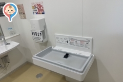 ジャングルジャングル和歌山店のオムツ替え台情報