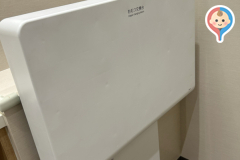 モザイクモール フードコート　トイレ内(1F)のオムツ替え台情報