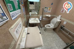 コーナンPRO WORK＆TOOLドイト豊玉中店のオムツ替え台情報