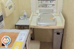 川登SA (上り)(1F)の授乳室・オムツ替え台情報
