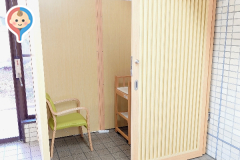 大宮公園ギャラリー（大宮第二公園管理事務所）内ベビーケア(1F)の授乳室・オムツ替え台情報