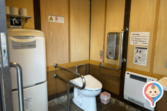 弘前城三の丸南門（追手門）公衆トイレのオムツ替え台情報