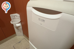 そば処　五萬石のオムツ替え台情報