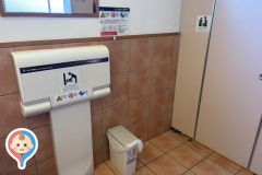 コメダ珈琲店 千葉ニュータウン店のオムツ替え台情報