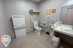 西松屋 糸満店のオムツ替え台情報