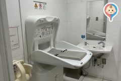 リバーシティ M-SQUARE(1F)のオムツ替え台情報