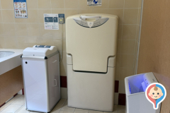 ザキッズ　お台場デックス東京ビーチ店のオムツ替え台情報